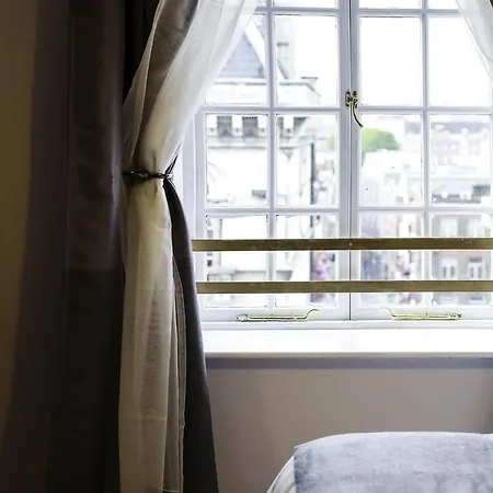 The Sweeney 3* Dublin