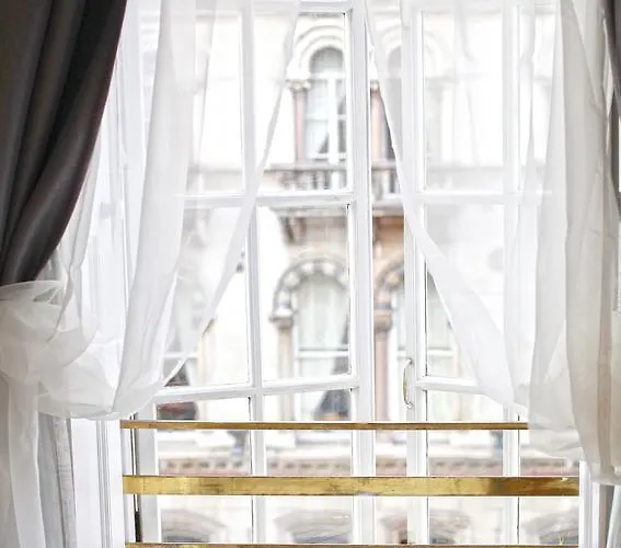 Hotel The Sweeney Dublino